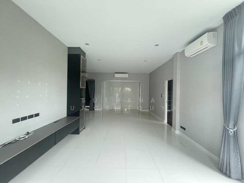 Bangkok Boulevard Signature Sathorn-Ratchaphruek : บางกอก บูเลอวาร์ด ซิกเนเจอร์ สาทร-ราชพฤกษ์, กรุงเทพ, 72 ถนนบางแวก, บางเชือกหนัง, ตลิ่งชัน, กรุงเทพ, 300 ตร.ม., บ้านเดี่ยว ให้เช่า, โดย Suthana Tungsriouya, 500241072 - DDproperty.com