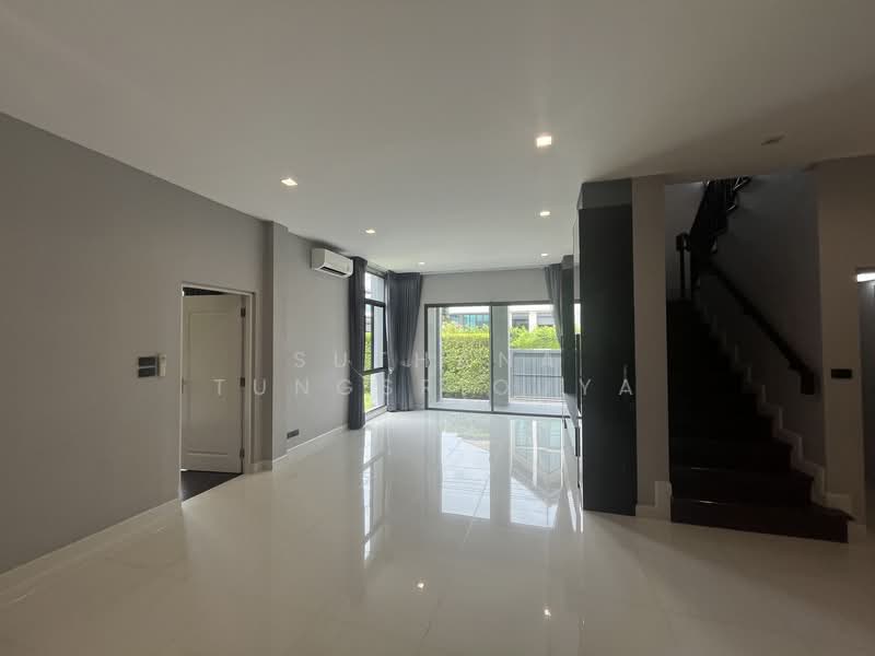 Bangkok Boulevard Signature Sathorn-Ratchaphruek, Bangkok, 72 Bangwaek Road, Bang Chuek Nang, Taling Chan, Bangkok, 4 Bedrooms, 300 sqm, Single Detached House For Rent, by Suthana Tungsriouya, 500241072 - DDproperty.com