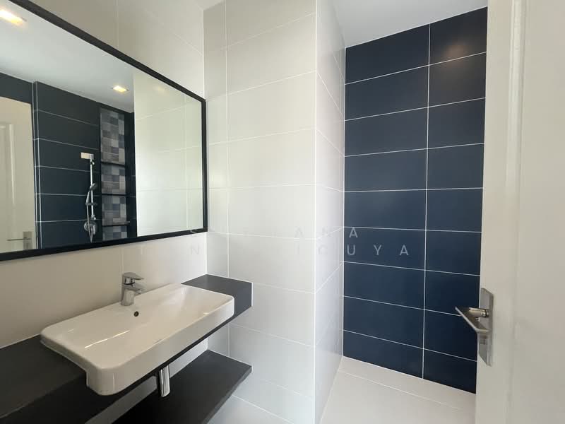 Bangkok Boulevard Signature Sathorn-Ratchaphruek, Bangkok, 72 Bangwaek Road, Bang Chuek Nang, Taling Chan, Bangkok, 4 Bedrooms, 300 sqm, Single Detached House For Rent, by Suthana Tungsriouya, 500241072 - DDproperty.com