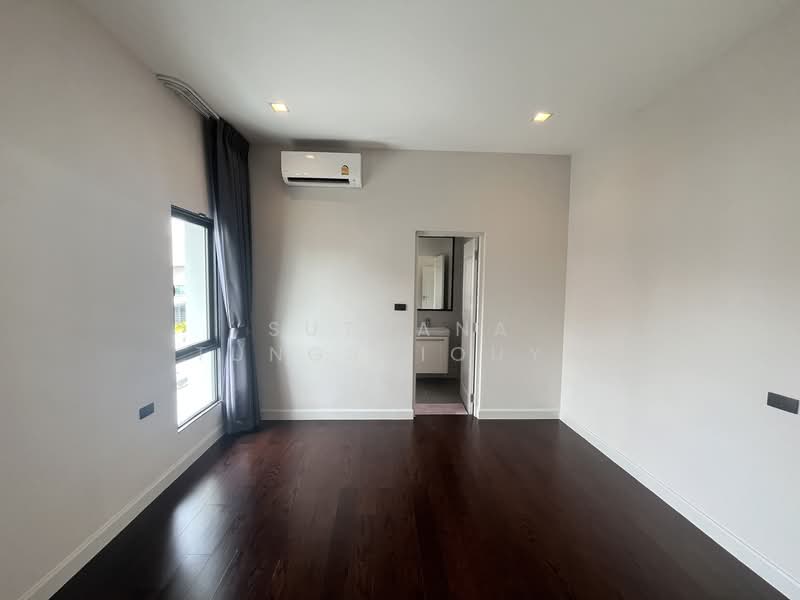 Bangkok Boulevard Signature Sathorn-Ratchaphruek, Bangkok, 72 Bangwaek Road, Bang Chuek Nang, Taling Chan, Bangkok, 4 Bedrooms, 300 sqm, Single Detached House For Rent, by Suthana Tungsriouya, 500241072 - DDproperty.com