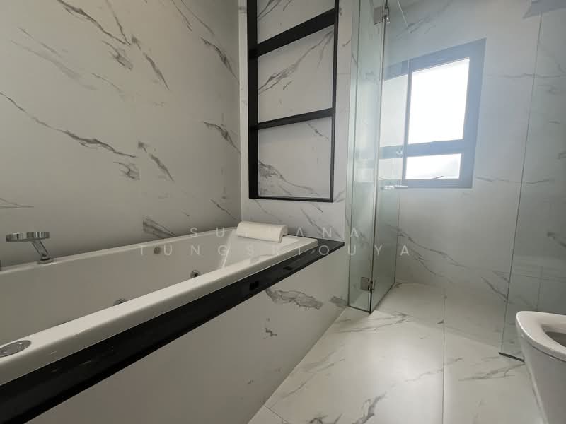 Bangkok Boulevard Signature Sathorn-Ratchaphruek, Bangkok, 72 Bangwaek Road, Bang Chuek Nang, Taling Chan, Bangkok, 4 Bedrooms, 300 sqm, Single Detached House For Rent, by Suthana Tungsriouya, 500241072 - DDproperty.com