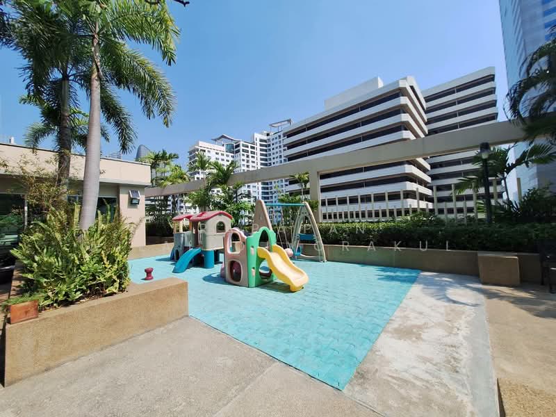 Grand Park View Asoke, Bangkok, 21 Sukhumvit Road, Khlongtoei Nua, Watthana, Bangkok, 2 Bedrooms, 48 sqm, Condo For Sale, by Prapapan Wilairojvorakul, 500241103 - DDproperty.com