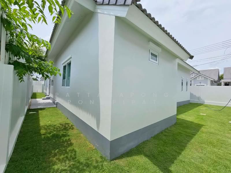 3-BR Villa, Chon Buri (Pattaya), Poong, Bang Lamung (Pattaya), Chon Buri (Pattaya), 3 Bedrooms, 310 sqm, Villa For Sale, by Pattanapong Pongpipat, 500241120 - DDproperty.com