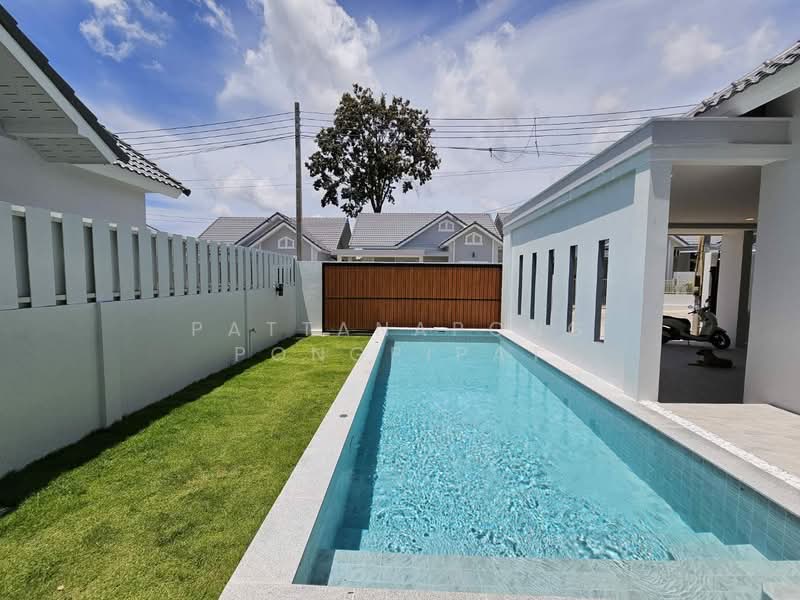 3-BR Villa, Chon Buri (Pattaya), Poong, Bang Lamung (Pattaya), Chon Buri (Pattaya), 3 Bedrooms, 310 sqm, Villa For Sale, by Pattanapong Pongpipat, 500241120 - DDproperty.com