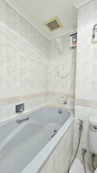 Siphaya River View Condominium, Bangkok, 108 Yotha Road, Talat Noi, Samphanthawong, Bangkok, 2 Bedrooms, 64 sqm, Condo For Rent, by Withada Jaiarree, 500241128 - DDproperty.com