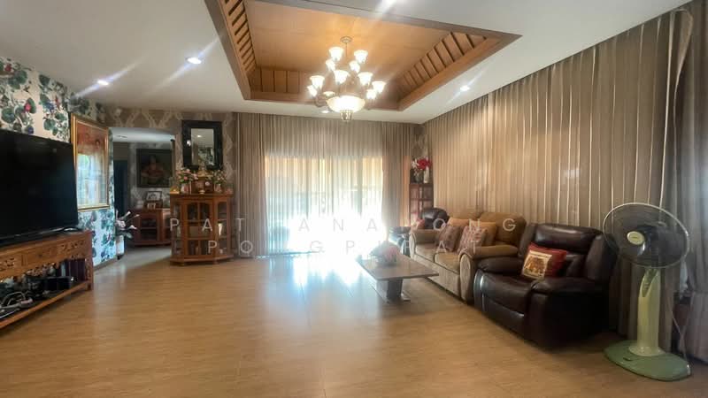 undefined, Chon Buri (Pattaya), Huai Yai, Bang Lamung (Pattaya), Chon Buri (Pattaya), 3 Bedrooms, 254 sqm, Villa For Sale, by Pattanapong Pongpipat, 500241131 - DDproperty.com