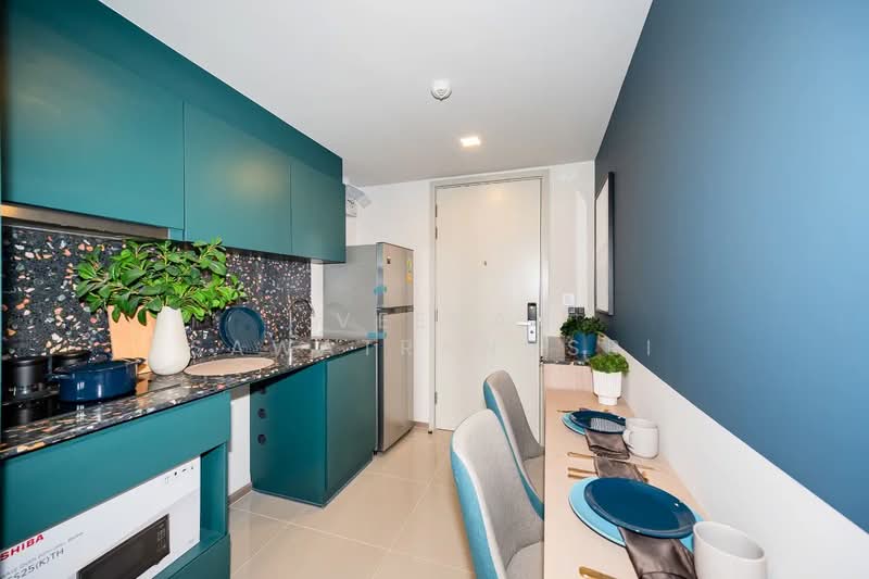 The Base Sukhumvit 50, Bangkok, Soi Roem Charoen 1, Sukhumvit 50 Road, Phra Kanong, Khlong Toei, Bangkok, 1 Bedroom, 26 sqm, Condo For Sale, by Veera Sawatrangsri, 500241147 - DDproperty.com