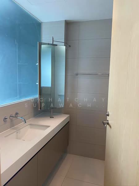 Siri At Sukhumvit, Bangkok, 902 Sukhumvit Road, Phra Kanong, Khlong Toei, Bangkok, 1 Bedroom, 52 sqm, Condo For Rent, by Suchatchaya Supawachiranant, 500241151 - DDproperty.com