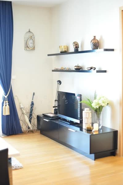 Siri At Sukhumvit, Bangkok, 902 Sukhumvit Road, Phra Kanong, Khlong Toei, Bangkok, 1 Bedroom, 52 sqm, Condo For Rent, by Suchatchaya Supawachiranant, 500241151 - DDproperty.com