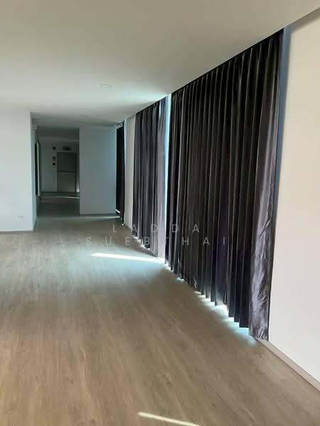 Viia 7 Bangna, Samut Prakan, Bangna Garden, Bang Sao Thong, Bang Sao Thong, Samut Prakan, 3 Bedrooms, 214 sqm, Condo For Sale, by Ladda Suebthai, 500241160 - DDproperty.com