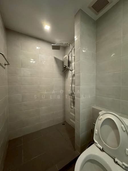 Viia 7 Bangna, Samut Prakan, Bangna Garden, Bang Sao Thong, Bang Sao Thong, Samut Prakan, 3 Bedrooms, 214 sqm, Condo For Sale, by Ladda Suebthai, 500241160 - DDproperty.com