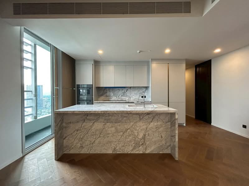 The Residences 38, Bangkok, Soi Sukhumvit 38, Phra Kanong, Khlong Toei, Bangkok, 4 Bedrooms, 221 sqm, Condo For Sale, by ทักษพร, 500241172 - DDproperty.com