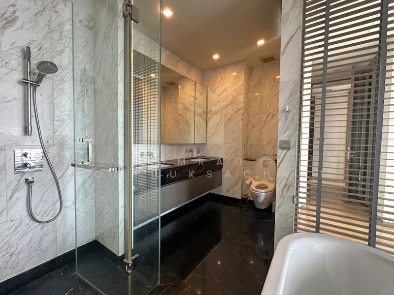 Saladaeng One, Bangkok, Sala Daeng 1 Alley, Silom, Bang Rak, Bangkok, 2 Bedrooms, 132 sqm, Condo For Rent, by Somrad Phoopruksachart, 500241190 - DDproperty.com