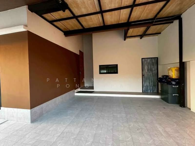 The Maple Pattaya : เดอะ เมเปิ้ล พัทยา, ชลบุรี, 45 หมู่ 2 เขามะกอก ซอย 12/1, ห้วยใหญ่, บางละมุง, ชลบุรี, 93 ตร.ม., วิลล่า ขาย, โดย Pattanapong Pongpipat, 500241194 - DDproperty.com