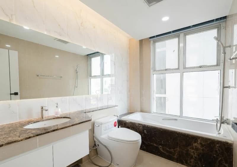 The Prime 11, Bangkok, 29 Soi Sukhumvit 11, Khlongtoei Nua, Watthana, Bangkok, 2 Bedrooms, 90 sqm, Condo For Sale, by Farida Phetnuam, 500241204 - DDproperty.com
