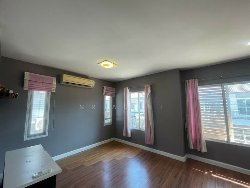 Pruksa Village Scenery Rattanathibet-Bangyai, Nonthaburi, Soi Kaew In, Kanchanaphisek Road, Sao Thong Hin, Bang Yai, Nonthaburi, 3 Bedrooms, 156 sqm, Single Detached House For Rent, by NR AGENT, 500241219 - DDproperty.com