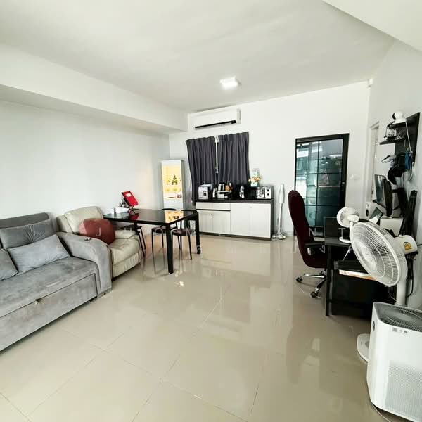 Pleno Tiwanon : Pleno ติวานนท์, ปทุมธานี, ถนนติวานนท์, บางกะดี, เมืองปทุมธานี, ปทุมธานี, 120 ตร.ม., ทาวน์เฮ้าส์ ขาย, โดย AJHOMECENTER - คุณแบงค์, 500241224 - DDproperty.com