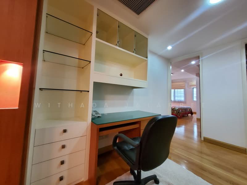 The Cadogan Private Residence, Bangkok, Soi Sukhumvit 39, Khlong Tan Nua, Watthana, Bangkok, 3 Bedrooms, 192 sqm, Condo For Rent, by Withada Jaiarree, 500241267 - DDproperty.com