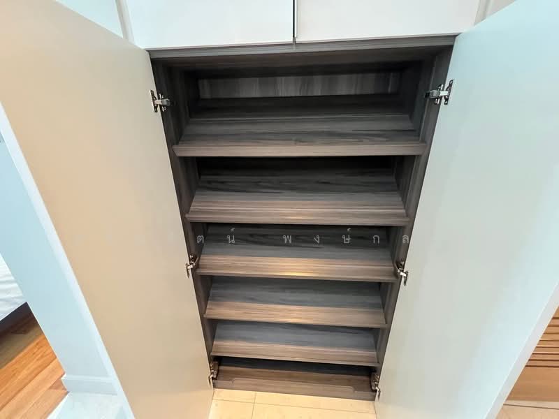 Sindhorn Residence, Bangkok, 54 Soi Ton Son, Lumphini, Pathum Wan, Bangkok, Studio, 40 sqm, Condo For Rent, by Saranrat Pongklang, 500241293 - DDproperty.com