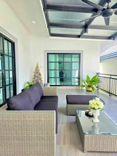 3-BR Villa, Chon Buri (Pattaya), Nong Pru, Bang Lamung (Pattaya), Chon Buri (Pattaya), 3 Bedrooms, 400 sqm, Villa For Sale, by Pattanapong Pongpipat, 500241302 - DDproperty.com