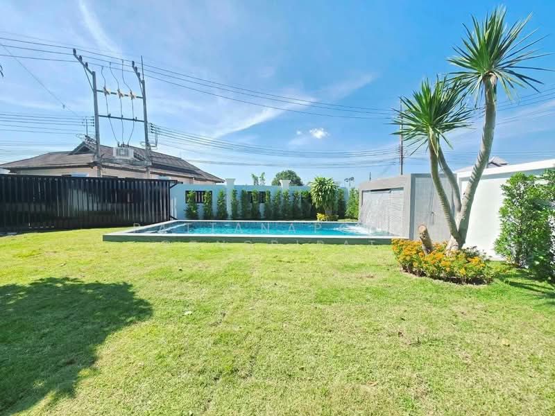 3-BR Villa, Chon Buri (Pattaya), Nong Pru, Bang Lamung (Pattaya), Chon Buri (Pattaya), 3 Bedrooms, 400 sqm, Villa For Sale, by Pattanapong Pongpipat, 500241302 - DDproperty.com