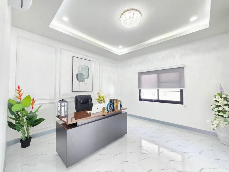 3-BR Villa, Chon Buri (Pattaya), Nong Pru, Bang Lamung (Pattaya), Chon Buri (Pattaya), 3 Bedrooms, 400 sqm, Villa For Sale, by Pattanapong Pongpipat, 500241302 - DDproperty.com