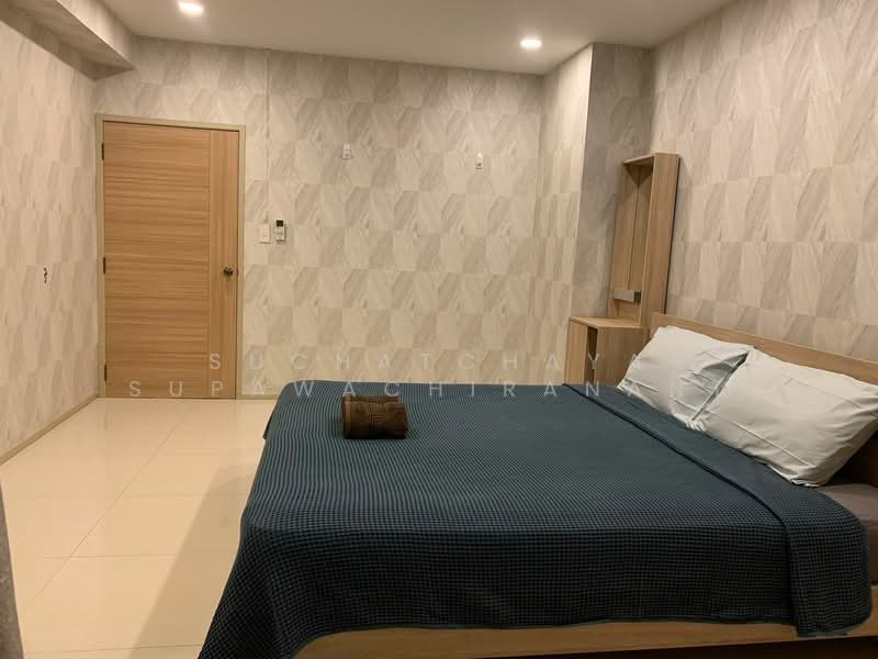 Siam Condominium, Bangkok, Rama 9, Huai Khwang, Huai Khwang, Bangkok, 2 Bedrooms, 106 sqm, Condo For Rent, by Suchatchaya Supawachiranant, 500241304 - DDproperty.com