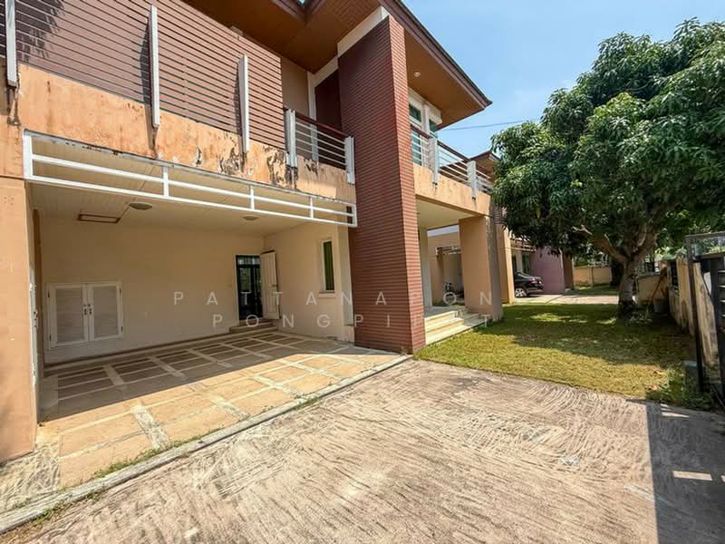 undefined, Chon Buri (Pattaya), Surasak, Si Racha, Chon Buri (Pattaya), 3 Bedrooms, 248 sqm, Single Detached House For Sale, by Pattanapong Pongpipat, 500241316 - DDproperty.com