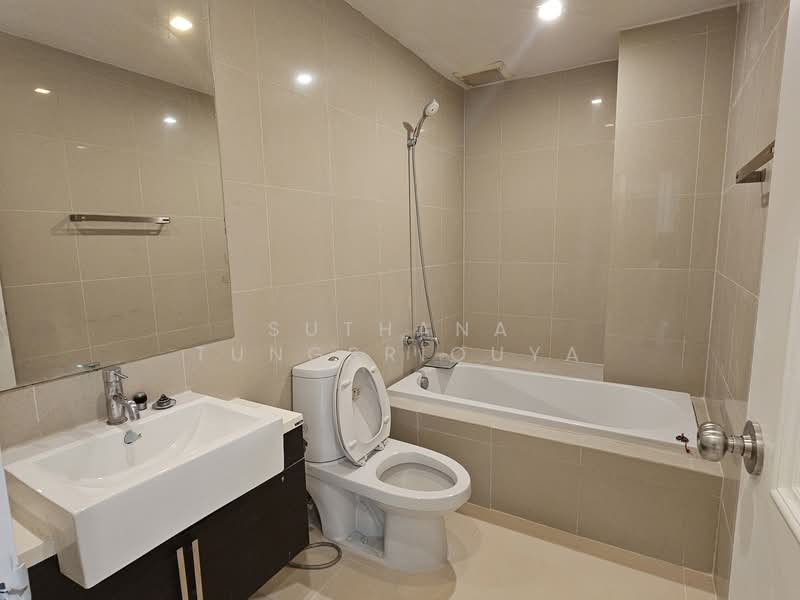 Noble Reflex, Bangkok, 18 Phaholyothin Road, Samsen Nai, Phaya Thai, Bangkok, 3 Bedrooms, 130 sqm, Condo For Rent, by Suthana Tungsriouya, 500241322 - DDproperty.com