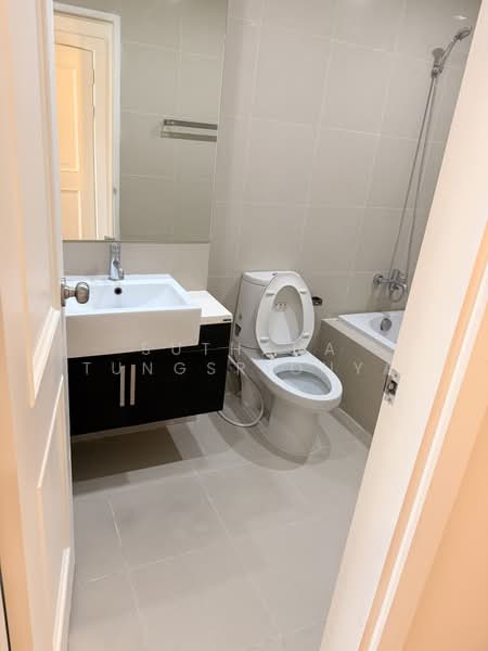 Noble Reflex, Bangkok, 18 Phaholyothin Road, Samsen Nai, Phaya Thai, Bangkok, 3 Bedrooms, 130 sqm, Condo For Rent, by Suthana Tungsriouya, 500241322 - DDproperty.com