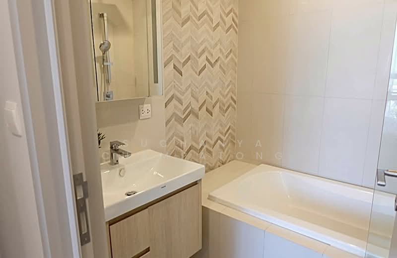 Oka Haus Sukhumvit 36, Bangkok, 3399 Rama 4 Road, Khong Tan, Khlong Toei, Bangkok, 1 Bedroom, 35 sqm, Condo For Rent, by Farida Phetnuam, 500241331 - DDproperty.com