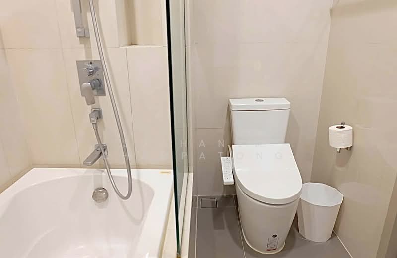 Oka Haus Sukhumvit 36, Bangkok, 3399 Rama 4 Road, Khong Tan, Khlong Toei, Bangkok, 1 Bedroom, 35 sqm, Condo For Rent, by Farida Phetnuam, 500241331 - DDproperty.com