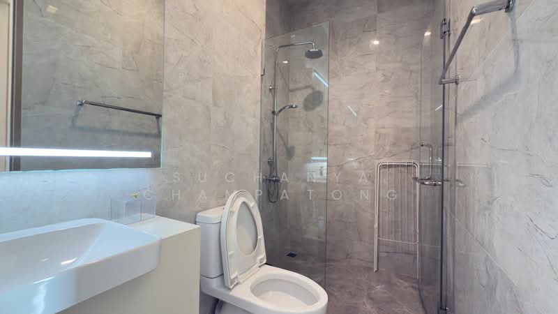 Noble Around Sukhumvit 33, Bangkok, 17 Soi Sukhumvit 33, Khlong Tan Nua, Watthana, Bangkok, 2 Bedrooms, 55 sqm, Condo For Rent, by Farida Phetnuam, 500241333 - DDproperty.com