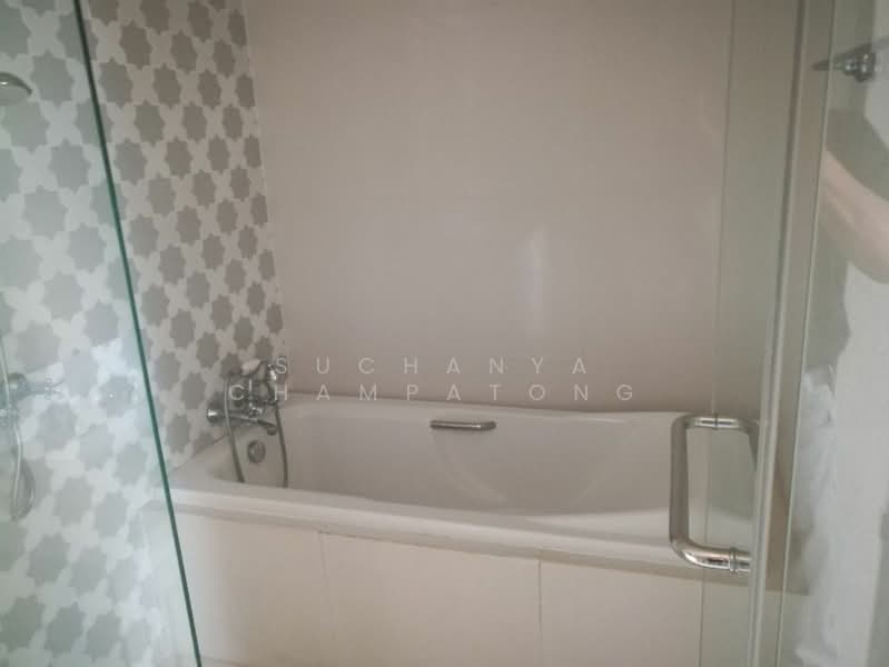 AGUSTON Sukhumvit 22, Bangkok, 140 Sukhumvit Road, Khlong Toei, Khlong Toei, Bangkok, 1 Bedroom, 50 sqm, Condo For Sale, by Suchanya Champatong, 500241353 - DDproperty.com