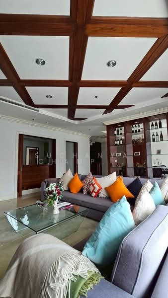 Royal Residence Park, Bangkok, 99 Royal Resident Park Lumphini, Lumphini, Pathum Wan, Bangkok, 5 Bedrooms, 385 sqm, Condo For Rent, by Suchanya Champatong, 500241359 - DDproperty.com