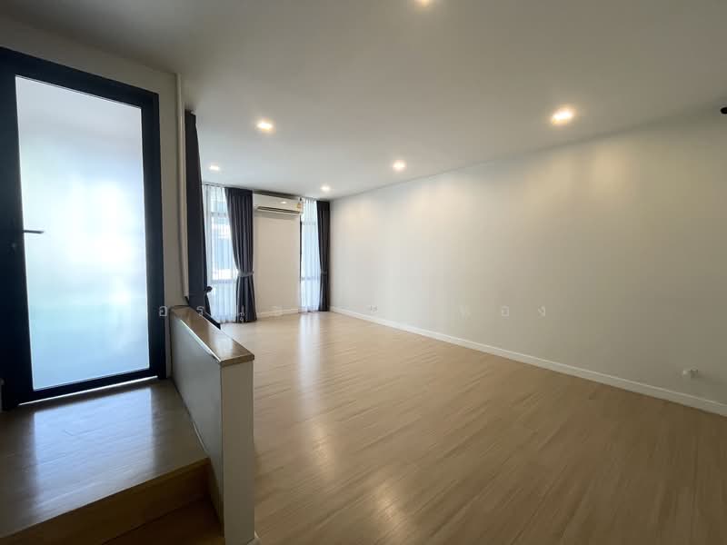 Plex Bangna, Samut Prakan, 90/239 Burapha Withi Expressway, Bang Kaeo, Bang Plee, Samut Prakan, 3 Bedrooms, 190 sqm, Townhouse For Rent, by อรนุช ชาติทอง, 500241368 - DDproperty.com