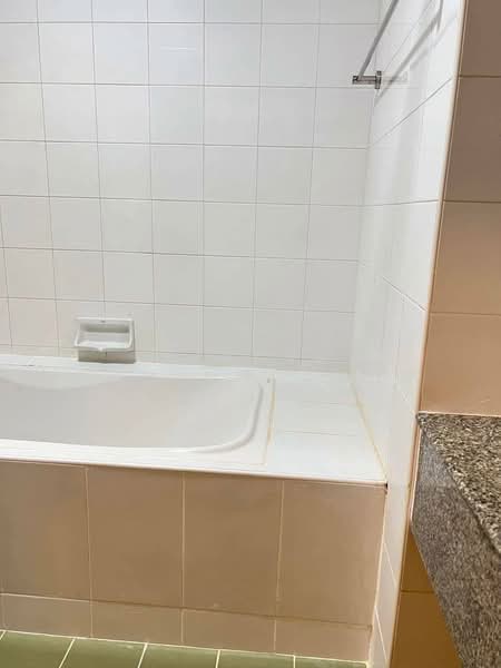 Witthayu Complex, Bangkok, 1673 New Petchaburi Road, Makkasan, Ratchathewi, Bangkok, 3 Bedrooms, 95 sqm, Condo For Rent, by Sarena Choengsamor, 500241398 - DDproperty.com