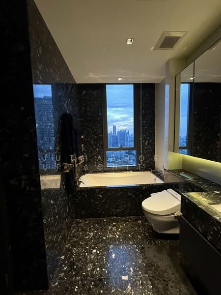 BEATNIQ Sukhumvit 32, Bangkok, Soi Sukhumvit 32, Sukhumvit Road, Khong Tan, Khlong Toei, Bangkok, 1 Bedroom, 60 sqm, Condo For Rent, by Juthabhorn Uppachit (Amy), 500241409 - DDproperty.com