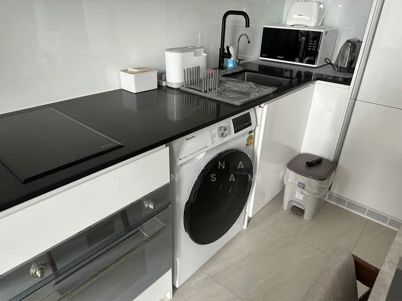 Tait Sathorn 12, Bangkok, Soi Sathorn 12, Sathorn Road, Silom, Bang Rak, Bangkok, 1 Bedroom, 53 sqm, Condo For Rent, by Sarena Choengsamor, 500241424 - DDproperty.com