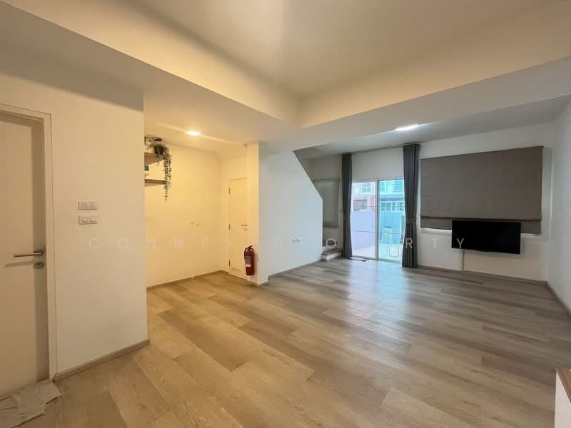 Indy Bangna-Ramkhamhaeng 2, Bangkok, Soi 7, Dok Mai, Prawet, Bangkok, 2 Bedrooms, 89 sqm, Townhouse For Rent, by Connex Property, 500241474 - DDproperty.com