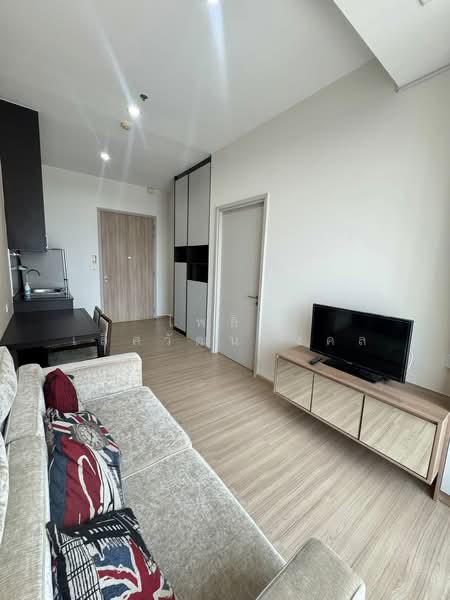 The Capital Ekamai-Thonglor, Bangkok, 2898 New Petchaburi Rd, Bang Kapi, Huai Khwang, Bangkok, 1 Bedroom, 36 sqm, Condo For Rent, by ไพลิน เลิศวัฒนมงคล, 500241503 - DDproperty.com