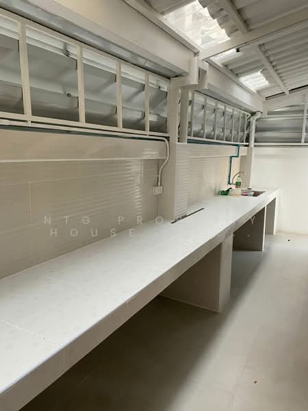 NG318 ให้เช่าบ้านเดี่ยว 2 ชั้น ลาดพร้าว 29 เพียง 200 เมตร ตกแต่งใหม่ จอดรถได้เยอะ, กรุงเทพ, ลาดพร้าว29, จันทรเกษม, จตุจักร, กรุงเทพ, 200 ตร.ม., บ้านเดี่ยว ให้เช่า, โดย NTG Property House Co.,Ltd., 500241516 - DDproperty.com