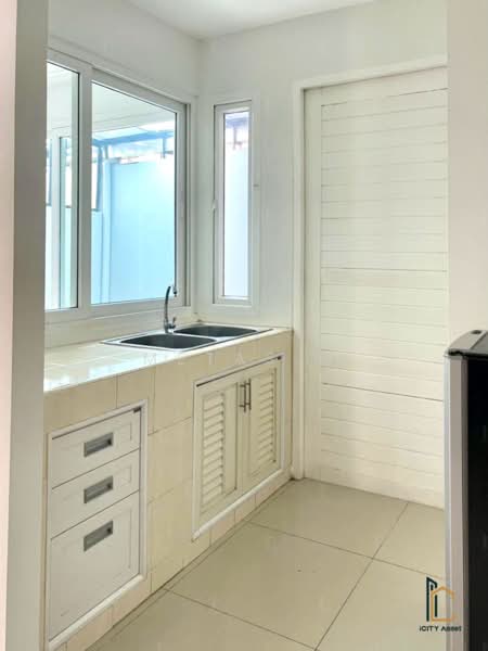 SPACE Ladprao-Mengjai, Bangkok, Pracha Uthit Road (Mengjai), Wang Thonglang, Wang Thonglang, Bangkok, 3 Bedrooms, 220 sqm, Townhouse For Rent, by Metas M, 500241529 - DDproperty.com