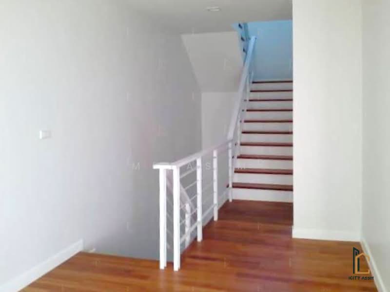 SPACE Ladprao-Mengjai, Bangkok, Pracha Uthit Road (Mengjai), Wang Thonglang, Wang Thonglang, Bangkok, 3 Bedrooms, 220 sqm, Townhouse For Rent, by Metas M, 500241529 - DDproperty.com