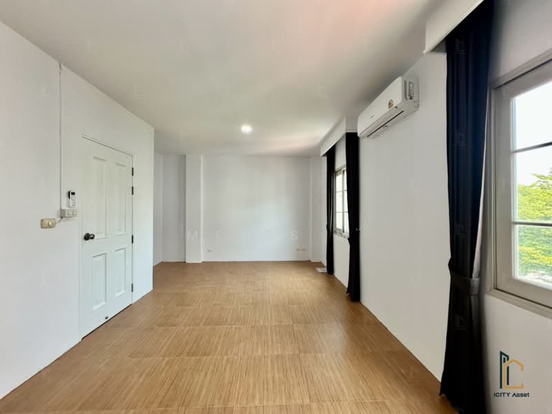 Urban Sathorn, Bangkok, Ratchaphruek Road, Bang Chak, Phasi Charoen, Bangkok, 3 Bedrooms, 300 sqm, Townhouse For Rent, by Metas M, 500241533 - DDproperty.com