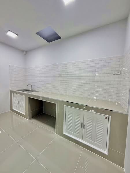 บ้านสวย ทำเลดี แจ้งวัฒนะ ปากเกร็ด #หมู่บ้านชาร์มมิ่ง โฮม ใกล้ Major Hollywood ห้าแยกปากเกร็ด, Nonthaburi, Pak Kret, Pak Kret, Nonthaburi, 2 Bedrooms, 100 sqm, Townhouse For Sale, by บุษบากร (เจี๊ยบ), 500241543 - DDproperty.com