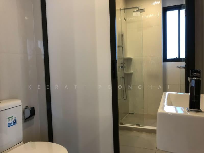 Rhythm Asoke, Bangkok, 299 Asoke - Dindaeng Road, Makkasan, Ratchathewi, Bangkok, 2 Bedrooms, 42 sqm, Condo For Rent, by Keerati Poonchai, 500241546 - DDproperty.com