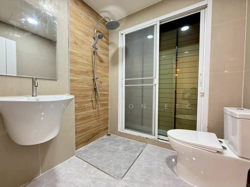 หมู่บ้านเดอะเซ็นทรัล 2 หนองยายบู่-ศรีราชา, Chon Buri (Pattaya), Surasak, Si Racha, Chon Buri (Pattaya), 3 Bedrooms, 116 sqm, Semi-Detached House (Twin House) For Sale, by Janpen Konpetch, 500241566 - DDproperty.com