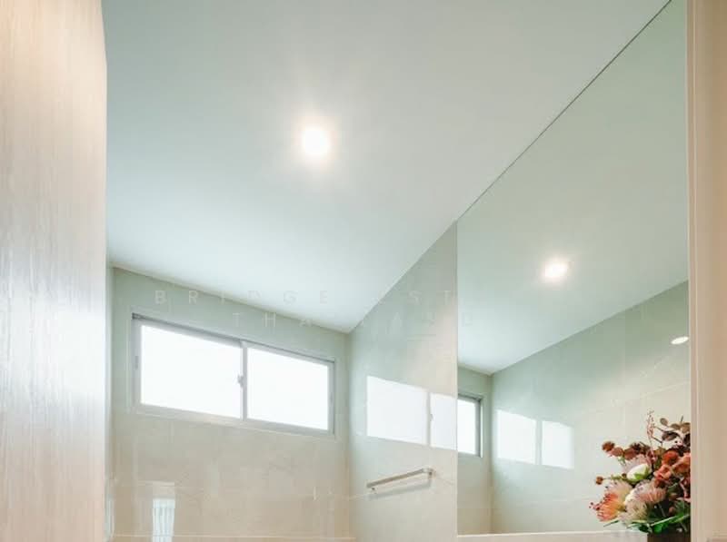 Nirvana Collection Krungthep Kreetha, Bangkok, Soi Srinakarin - Romklao, Saphan Sung, Saphan Sung, Bangkok, 5 Bedrooms, 616 sqm, Single Detached House For Sale, by Attar, 500241598 - DDproperty.com