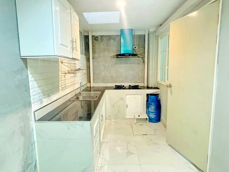 ไม่พบโครงการ, Bangkok, บางนา-ตราด, Dok Mai, Prawet, Bangkok, 4 Bedrooms, 160 sqm, Townhouse For Rent, by ณัฐพงศ์ สุนทรอรุณ, 500241622 - DDproperty.com